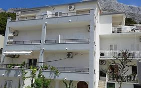 Apartments Josip