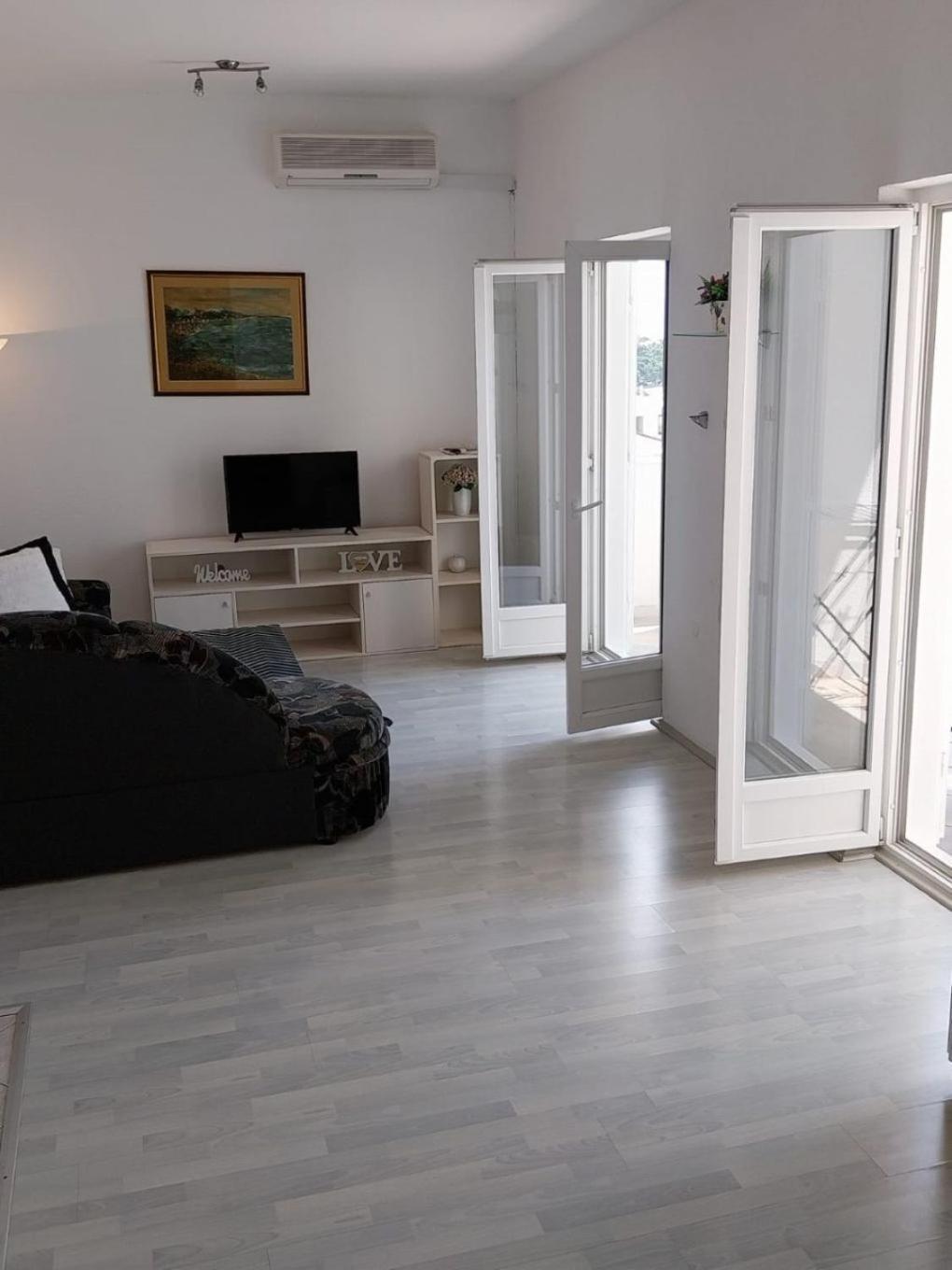 Apartments Josip Baška Voda Zewnętrze zdjęcie
